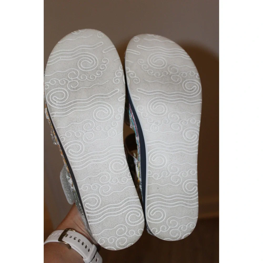 L'Artiste Spring‎ Step Caiman Floral Leather Wedge Slide Sandals Silver White 38